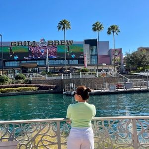 Meet your Posher, Ana